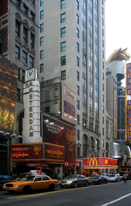 The New Amsterdam Theater in 2003